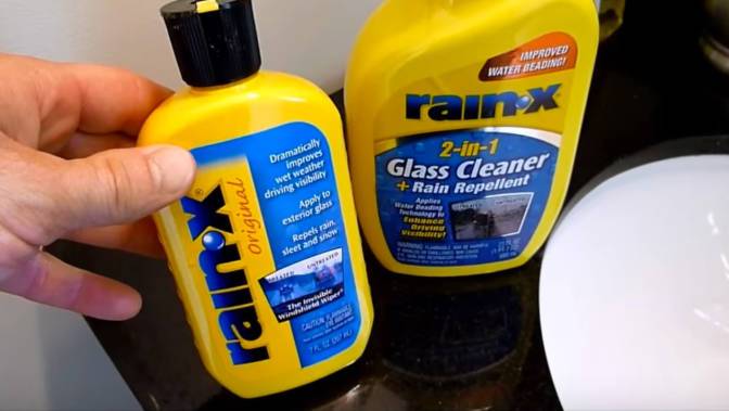 Keeping Shower Doors Clean With Rain-X