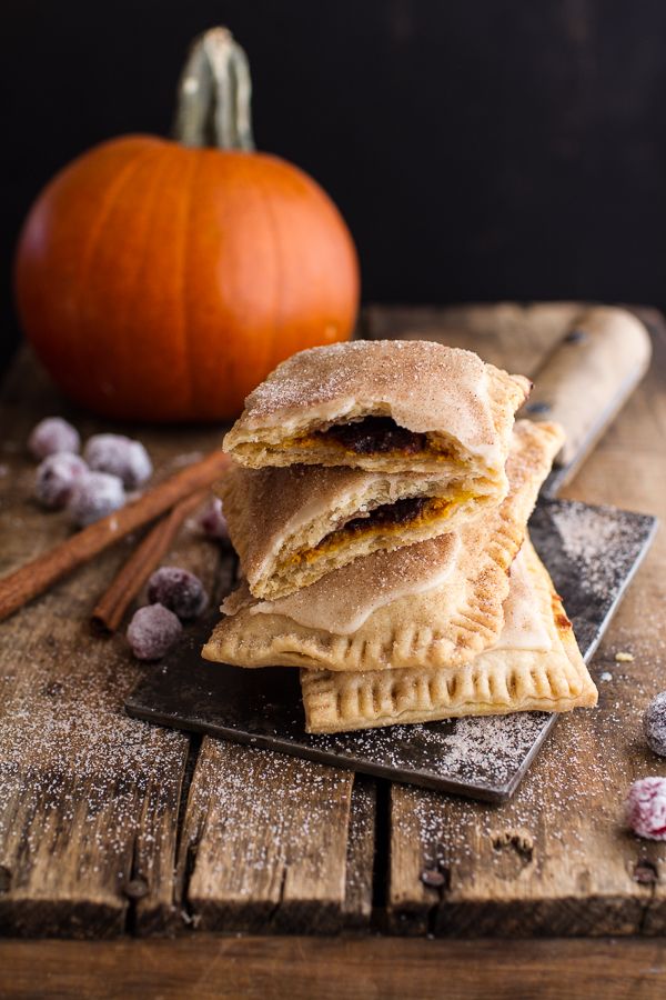 Cinnamon Sugar Nutella Swirled Pumpkin Pie Pop-Tarts