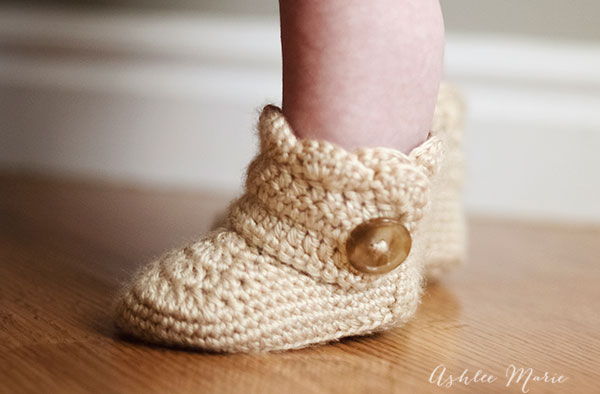 Crochet Wrap Around Button Infant Boots