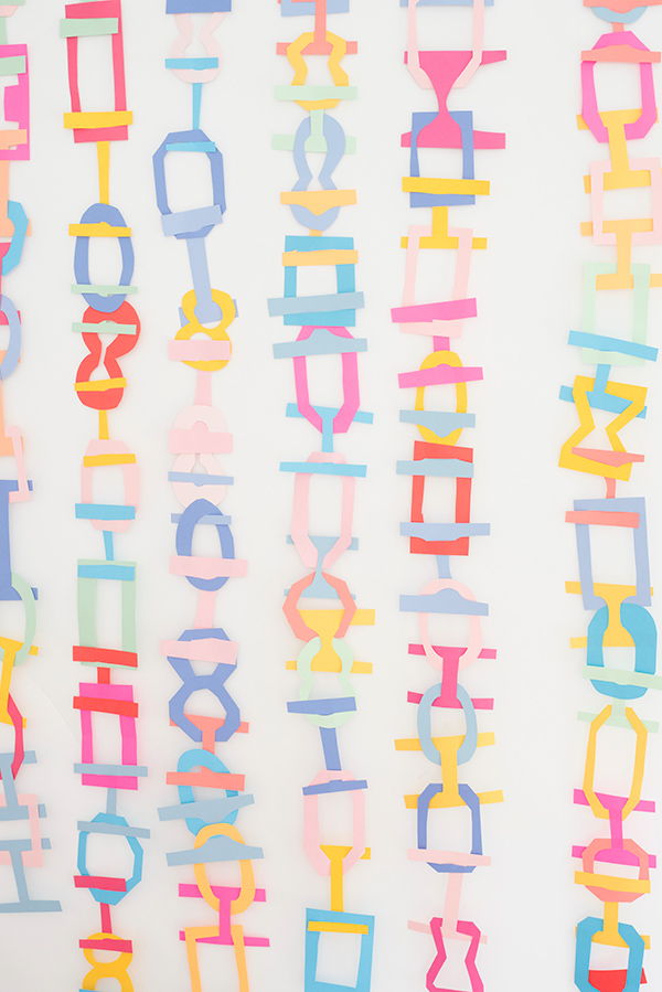 Interlocking Garland