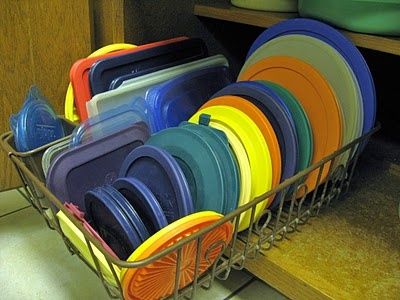 How to Store Plastic Lids