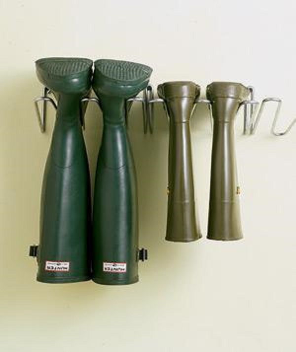 Hang Boots to Save Space
